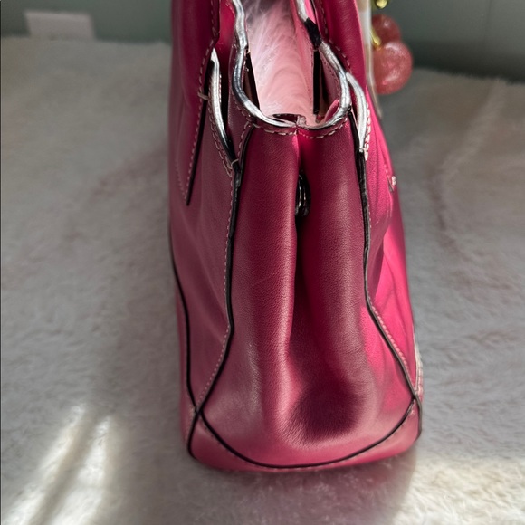 Coach Hot pink vintage Shoulder Bag with Cherry Charm and Bow - Picture 3 of 7